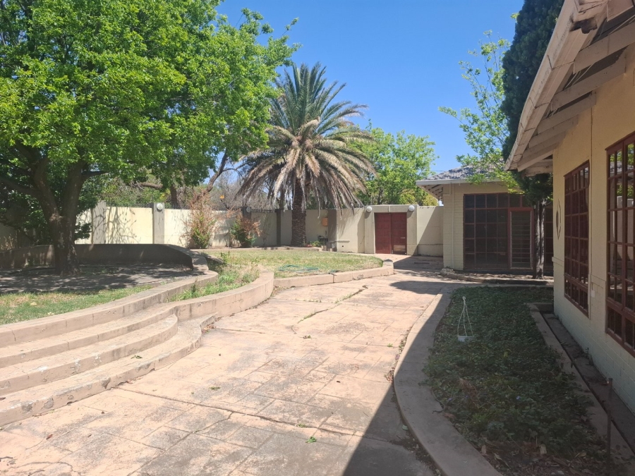 To Let 4 Bedroom Property for Rent in Suidrand Free State